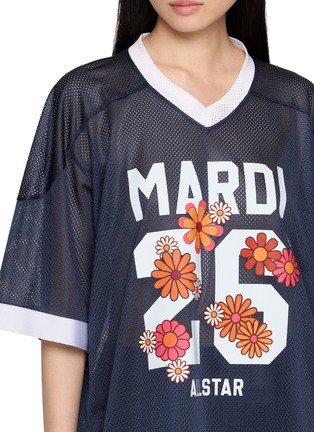  - MARDI MERCREDI - Blossom Graphic V-Neck Mesh Jersey Top
