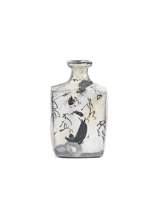 Main View - Click To Enlarge - ROBERT YELLIN - Black & White Sake Carafe