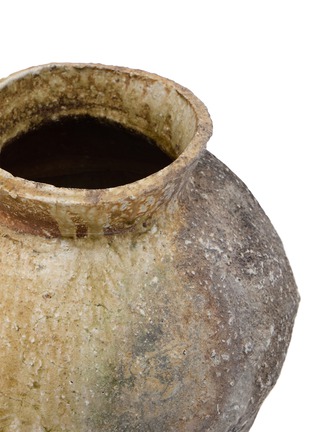 Detail View - Click To Enlarge - ROBERT YELLIN - Watanaba Aiko Jar