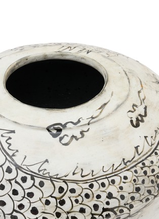 Detail View - Click To Enlarge - ROBERT YELLIN - Maruta Munehiko Jar