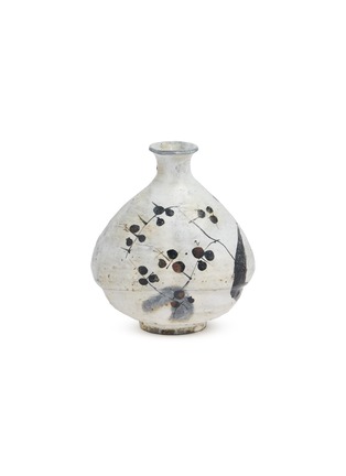 Main View - Click To Enlarge - ROBERT YELLIN - Black & White Sake Carafe