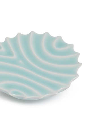 Detail View - Click To Enlarge - ROBERT YELLIN - Ceramic Plates 6 — Celadon