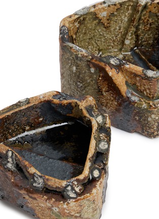 Detail View - Click To Enlarge - ROBERT YELLIN - Hasu Yoshitaka Boxes