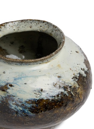 Detail View - Click To Enlarge - ROBERT YELLIN - Maruta Munehiko Jar