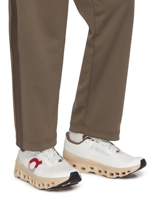Figure View - Click To Enlarge - ON - Cloudmonster Void Low Top Men's Sneakers