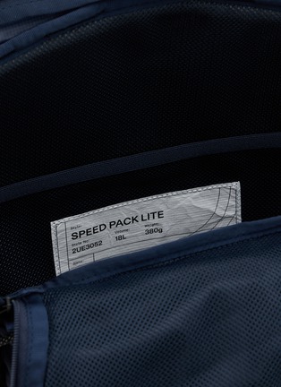 Detail View - Click To Enlarge - ON - Speed Pack 18L Lite Backpack