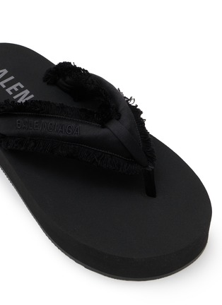 Detail View - Click To Enlarge - BALENCIAGA - Flat Jet Lag Frayed Strap Satin Thongs