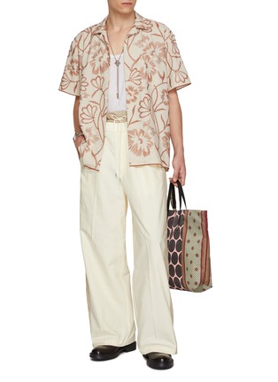 Figure View - Click To Enlarge - TOGA VIRILIS - Short Sleeve Embroidered Floral Outline Cotton Linen Blend Shirt