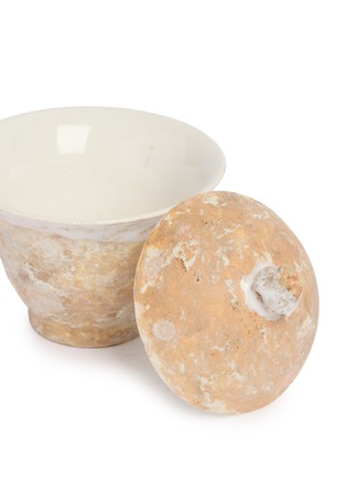 Detail View - Click To Enlarge - ARTIFACTT - Akari Karugane Gaiwan — Peach