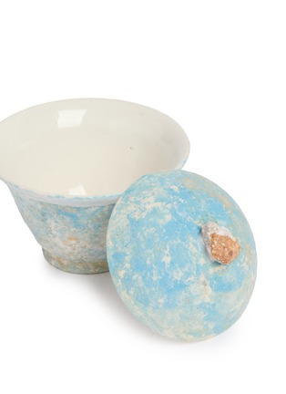 Detail View - Click To Enlarge - ARTIFACTT - Akari Karugane Gaiwan — Green