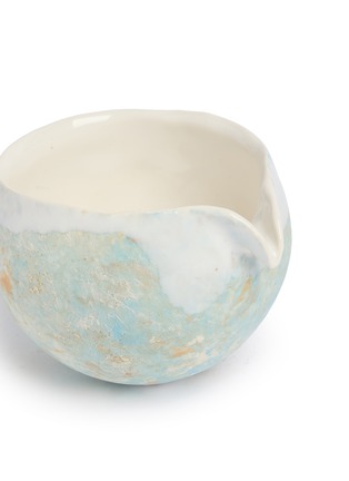 Detail View - Click To Enlarge - ARTIFACTT - Akari Karugane Medium Pitcher — Green