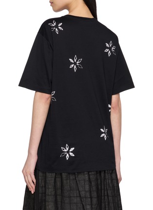 Back View - Click To Enlarge - SUZUSAN - Flower Shibori Motif Giza Cotton T-Shirt