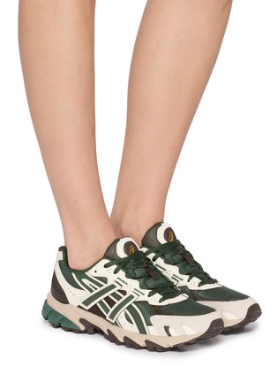 Figure View - Click To Enlarge - ASICS - GEL-SONOMA TR62 Unisex Sneakers