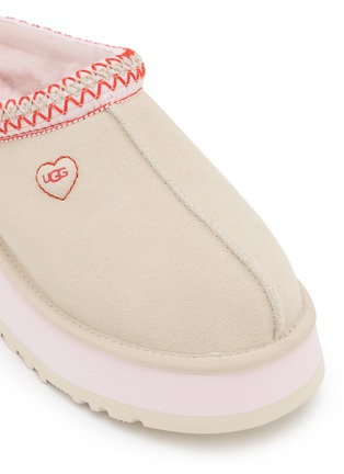 Detail View - Click To Enlarge - UGG - Tazz Love Suede Platform Mules