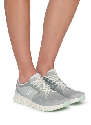 Figure View - Click To Enlarge - ON - Cloud X 4 Women's Sneakers