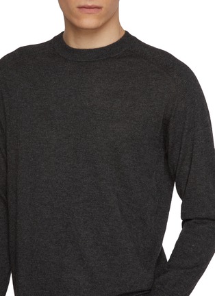  - DREYDEN - Crewneck Cashmere Knit Sweater