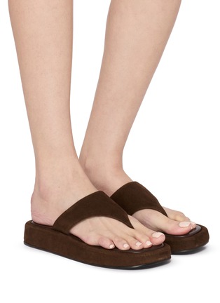 Figure View - Click To Enlarge - SALONDEJU - Pboy Platform Suede Thong Sandals