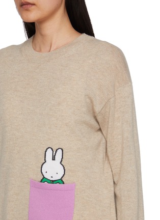  - CHINTI & PARKER - X Miffy Peek Pocket Sweater