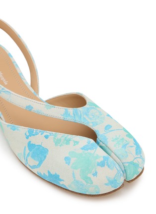Detail View - Click To Enlarge - MAISON MARGIELA - Tabi Sunfaded Flower Print Suede Slingback Flats