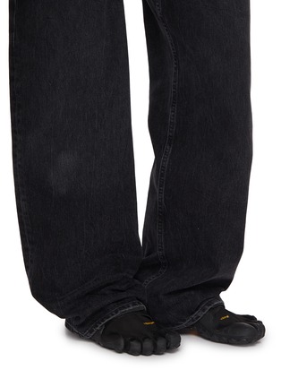 Figure View - Click To Enlarge - VIBRAM FIVEFINGERS SHOES - Scramkey Five-Finger Shoes