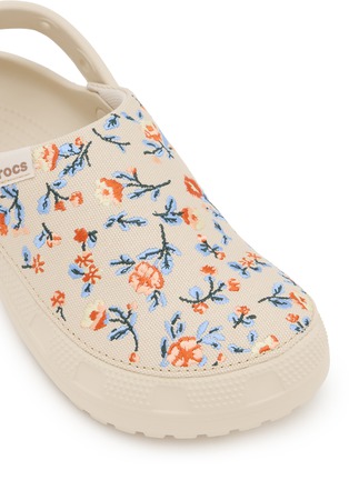 Detail View - Click To Enlarge - CROCS - Classic Crafted Marble Floral Clogs