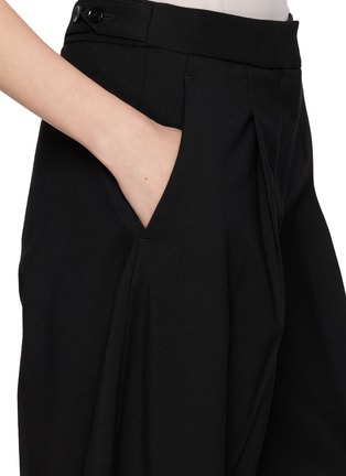  - ALAÏA - Pleated Tailored Pants
