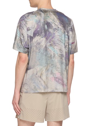 Back View - Click To Enlarge - AND WANDER - X Altra Abstract Graphic Stretch Jersey T-Shirt