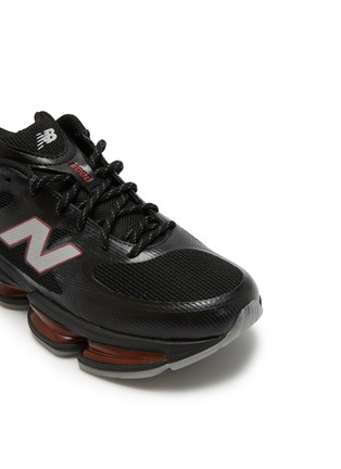 Detail View - Click To Enlarge - NEW BALANCE - 2000 Lace Up Men's Sneakers