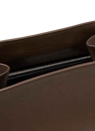 Detail View - Click To Enlarge - THE ROW - Peggy Leather Clutch Bag