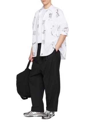 Figure View - Click To Enlarge - COMME DES GARÇONS SHIRT - Contrast Logo Print Cotton T-Shirt