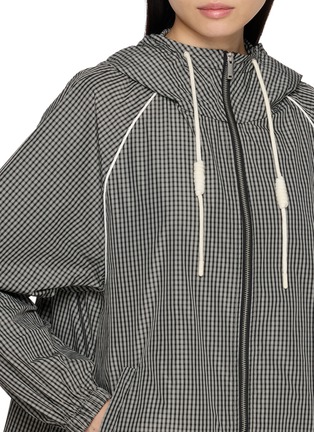  - MO&CO. - Gingham Drawstring Jacket