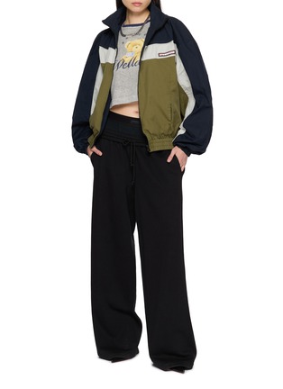 Figure View - Click To Enlarge - WE11DONE - Cropped Bear Graphic Ringer Terry T-Shirt