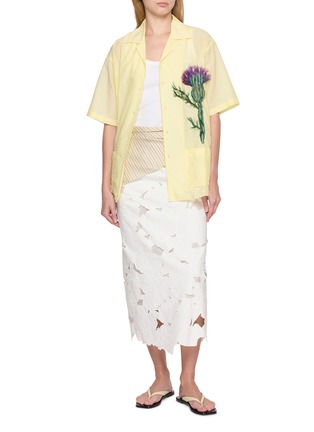 Figure View - Click To Enlarge - BAZISZT - Sparrow Floral Feather Appliqué Shirt