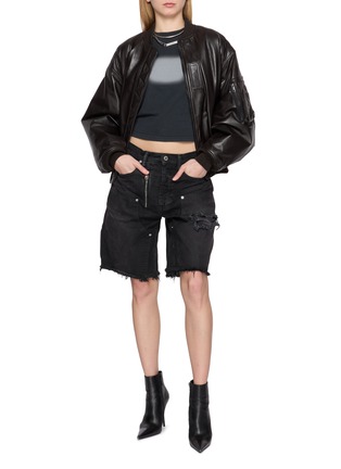 Figure View - Click To Enlarge - ALEXANDERWANG - Zip Detail Cotton Denim Carpenter Shorts