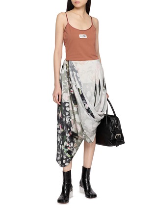 Figure View - Click To Enlarge - MAISON MARGIELA - Asymmetrical Draped Patchwork Silk Long Skirt