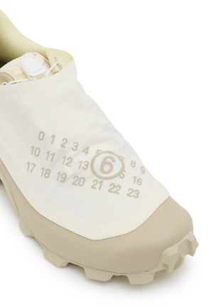 Detail View - Click To Enlarge - MM6 MAISON MARGIELA - X Salomon Cross Dust Men's Sneakers