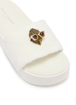 Detail View - Click To Enlarge - KURT GEIGER SHOES - Meena Eagle Platformed Slides