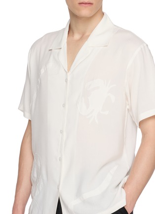  - MAISON LABICHE - Crab Embroidered Open Collar Shirt
