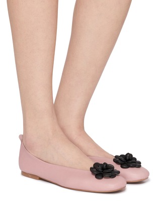 Figure View - Click To Enlarge - EQUIL - Floral Appliqué Leather Glove Flats