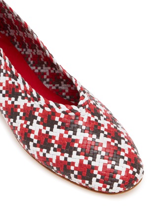 Detail View - Click To Enlarge - EQUIL - Intrecciato Woven Leather Flats