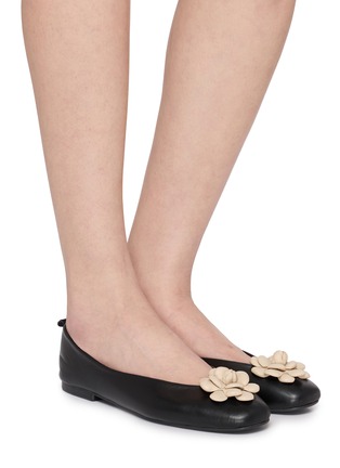Figure View - Click To Enlarge - EQUIL - Floral Appliqué Leather Glove Flats