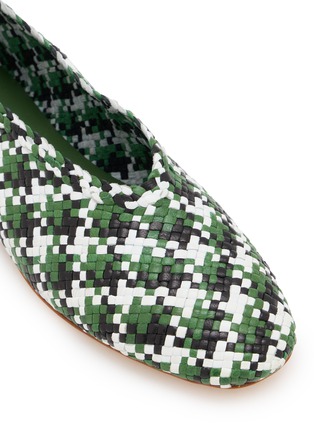 Detail View - Click To Enlarge - EQUIL - Intrecciato Woven Leather Flats