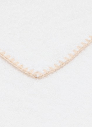 Detail View - Click To Enlarge - MARIAIDA HOME - Cotton Shell Bath Towel — White/Beige