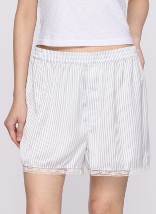 Figure View - Click To Enlarge - SKIMS - Woven Shine Lace Boxer