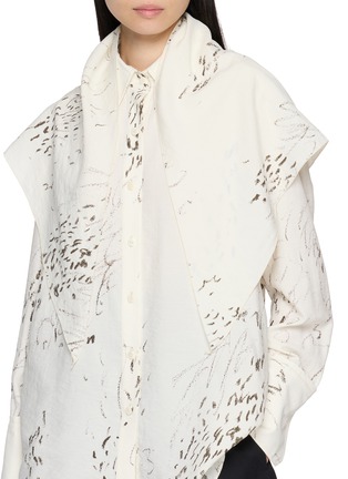  - LAMRONS - Scarf Shirt