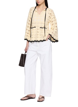 Figure View - Click To Enlarge - FRAME - The Bow Crop Light Wash Jeans