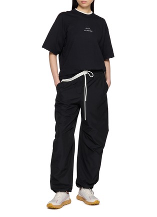 Figure View - Click To Enlarge - AND WANDER - x ROA Logo Print T-Shirt