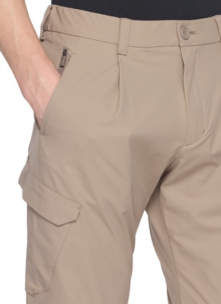  - HERNO - Cargo Pocket Tapered Pants