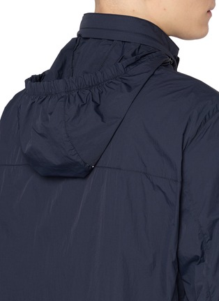 Detail View - Click To Enlarge - HERNO - High Neck Hooded Jacket