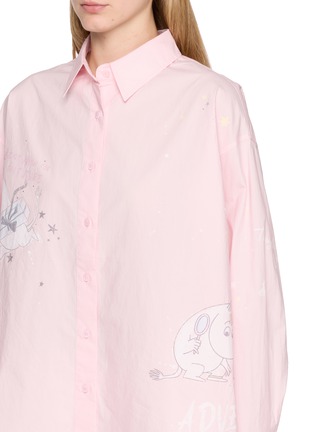  - MO&CO. - Graphic printed Shirt